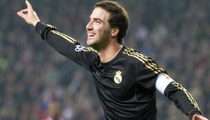 开云体育ios下载-主场优势：球队如何利用主场气氛取胜，主场球队什么意思