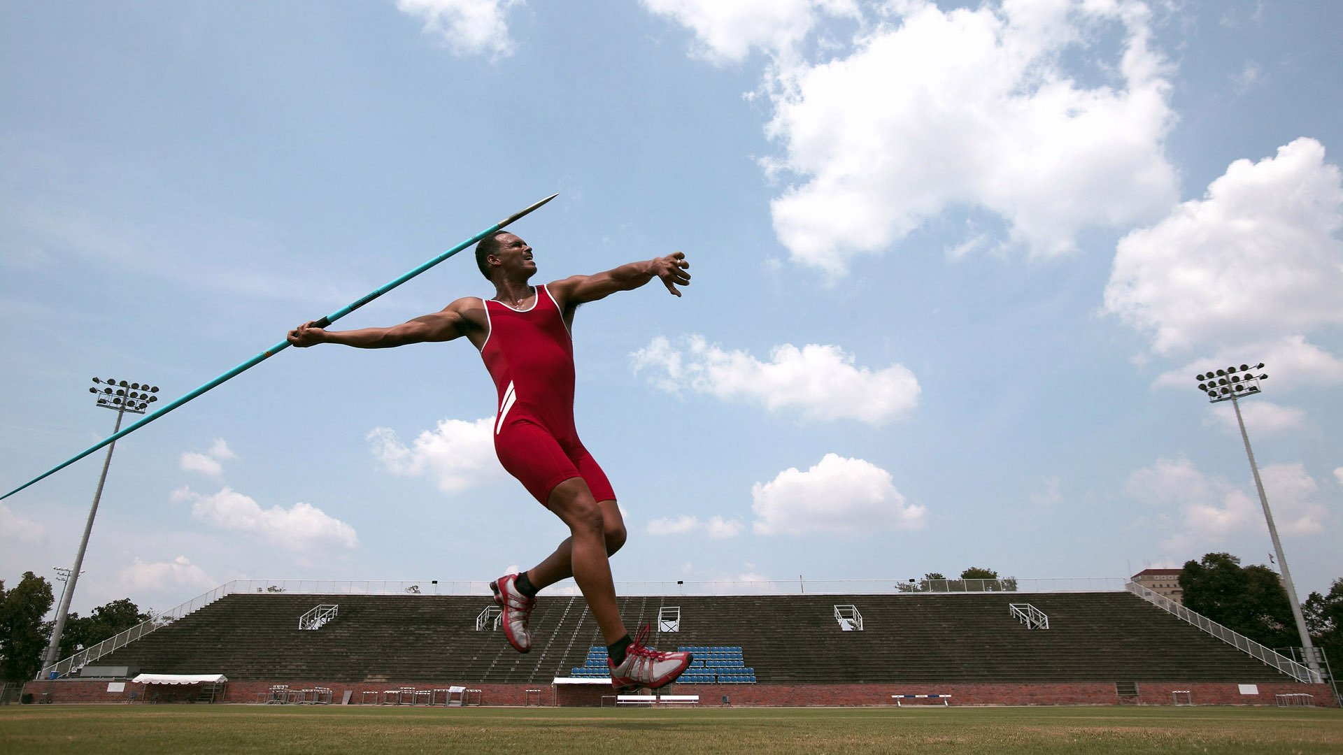 法国反曲弓男女混合队在巴黎奥运会四分之一决赛中惜败韩国，获得第5名